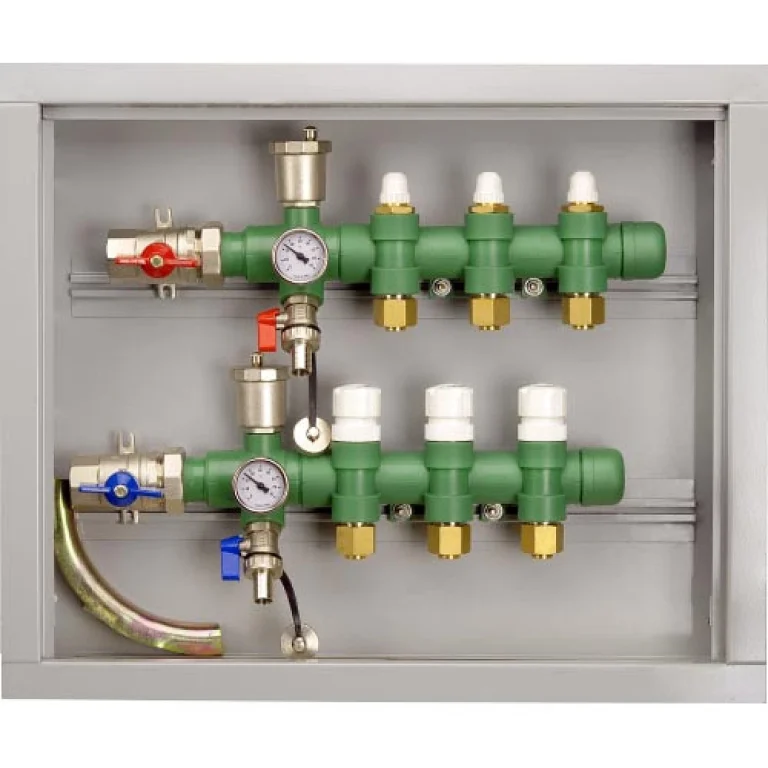KIT COLECTORES PLASTICOS P/5 CIRCUITOS 20 mm. ENTRADA DERECHA TUBOTHERM
